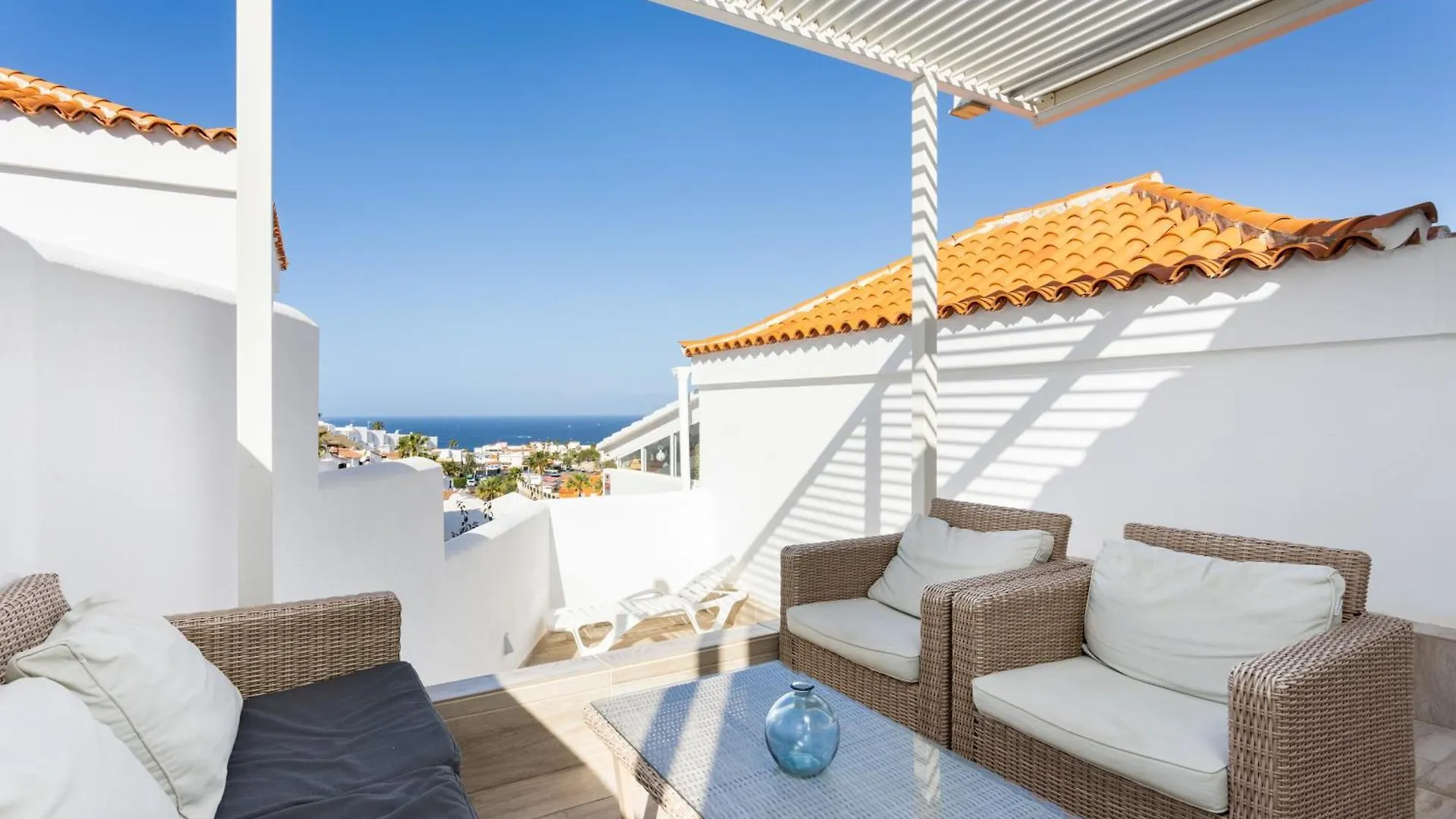 Appartement Home2Book Stunning Views Bungalow Costa Adeje Spanje